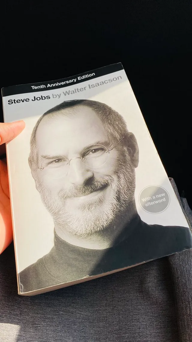 Photo from the post: Morning reads!